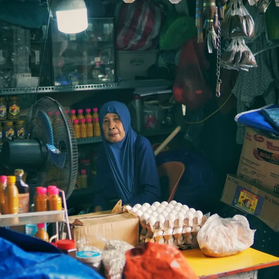Kệ mì gói, đồ khô